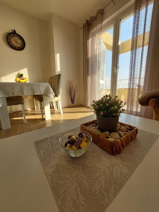 Nika Apartman *